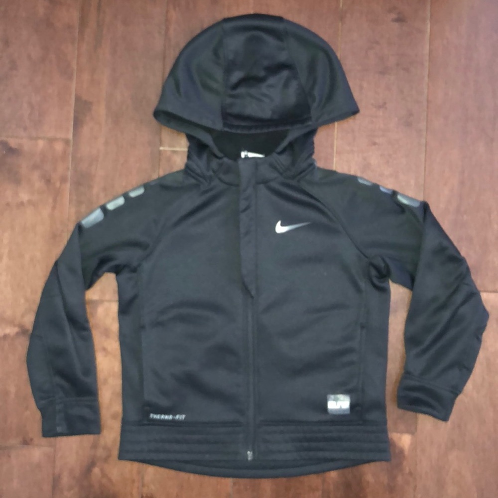 Boys Nike zip up